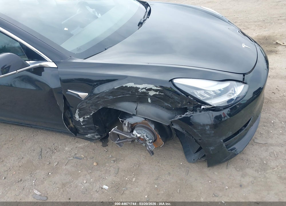 2018 TESLA MODEL 3 LONG RANGE/PERFORMANCE VIN: 5YJ3E1EB6JF144430