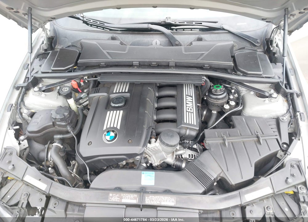 2008 BMW 328I VIN: WBAWR33518P151096