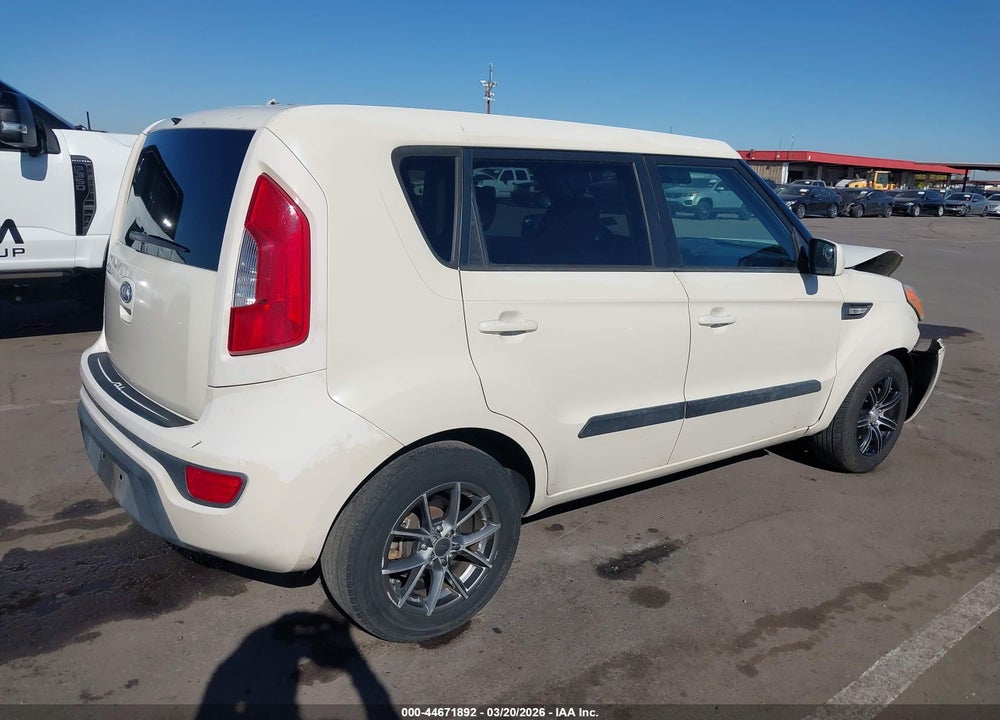 2012 KIA SOUL VIN: KNDJT2A56C7475357