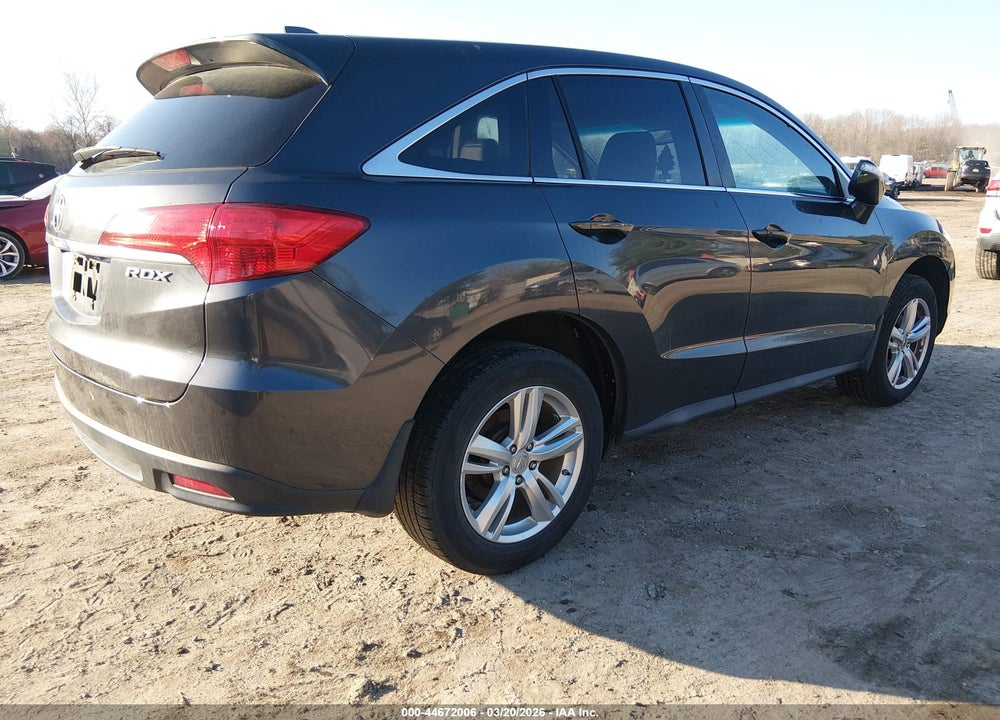 2015 ACURA RDX VIN: 5J8TB3H32FL005166