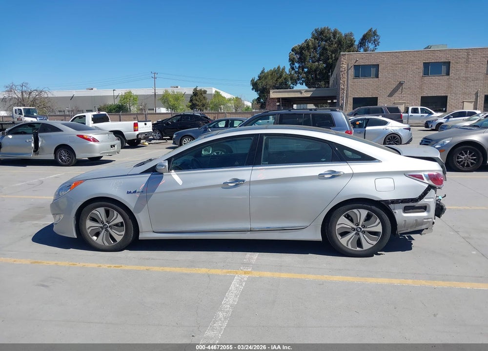 2014 HYUNDAI SONATA HYBRID LIMITED VIN: KMHEC4A4XEA111478