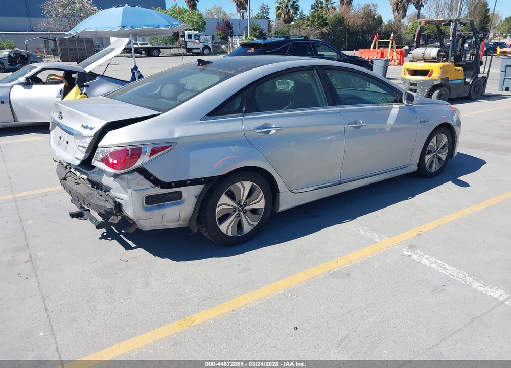 2014 HYUNDAI SONATA HYBRID LIMITED VIN: KMHEC4A4XEA111478