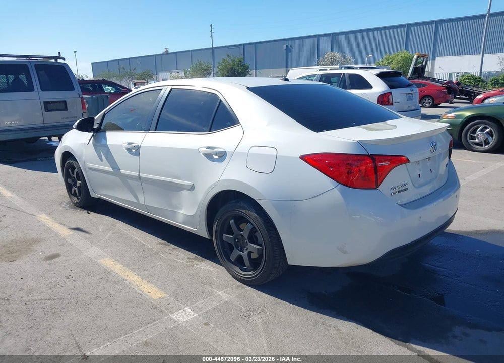 2017 TOYOTA COROLLA SE SPECIAL EDITION VIN: 5YFBURHE1HP649714