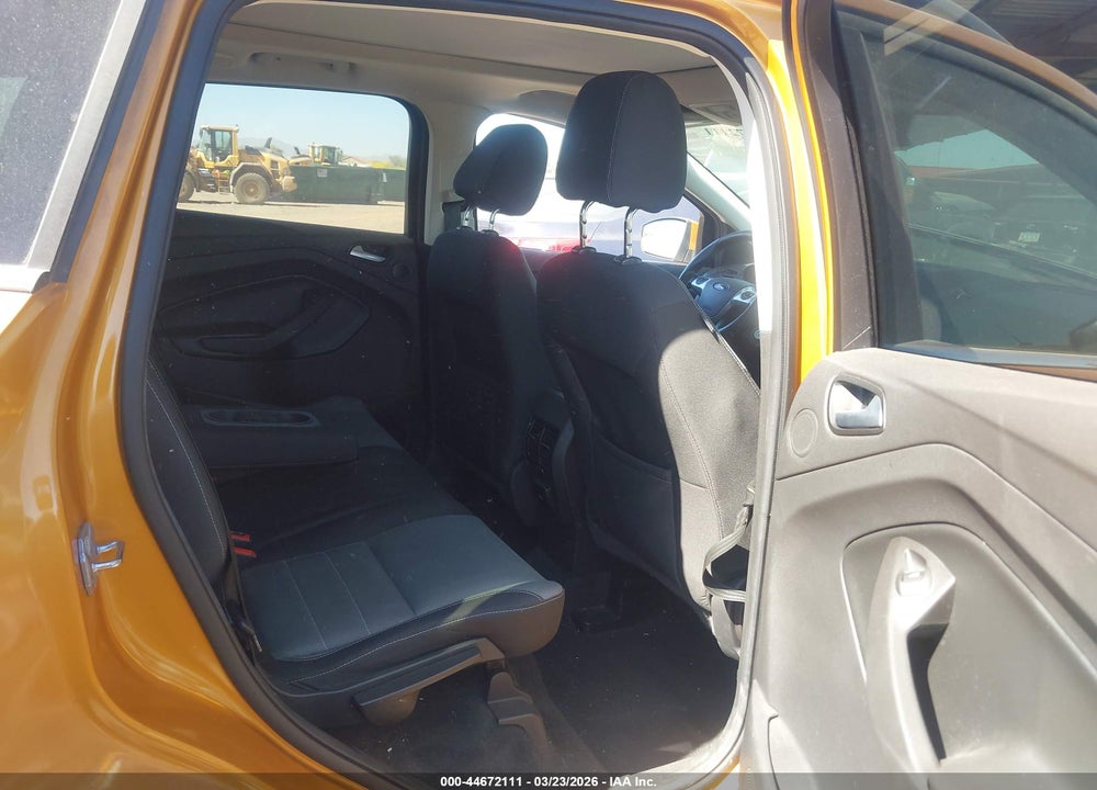 2016 FORD ESCAPE SE VIN: 1FMCU9GX7GUC31243