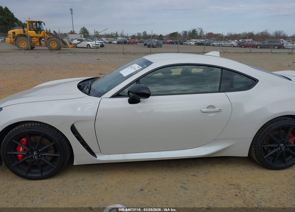 2025 TOYOTA GR86 PREMIUM VIN: JF1ZNBE17S9757472