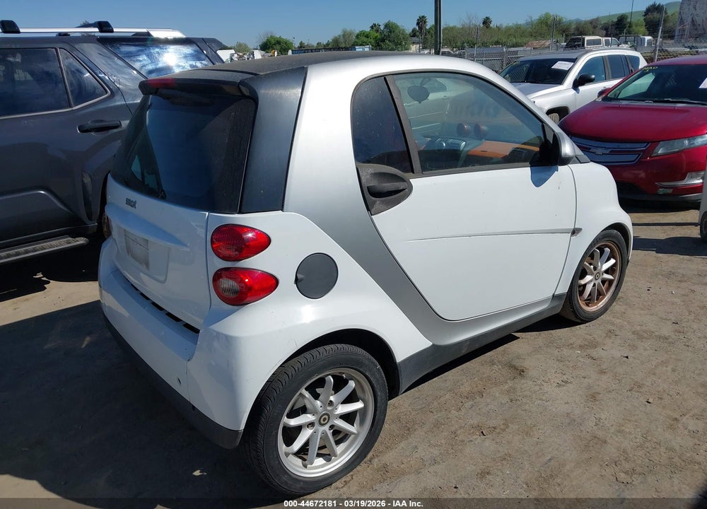 2008 SMART FORTWO PASSION/PURE VIN: WMEEJ31X18K137076