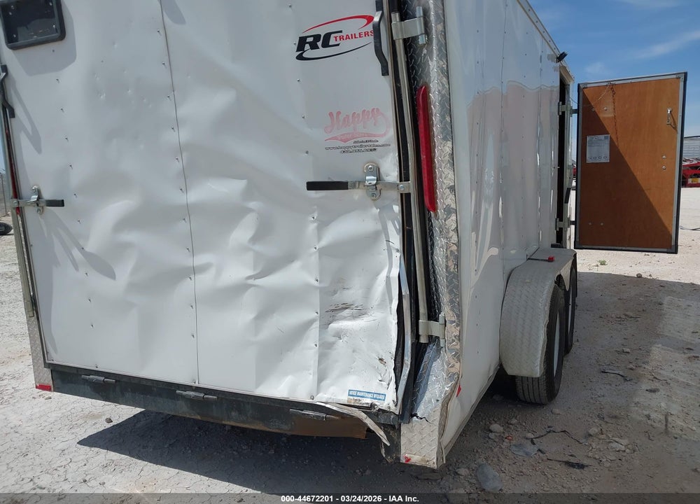 2018 RC TRAILER VIN: 56VBC1624JT900007