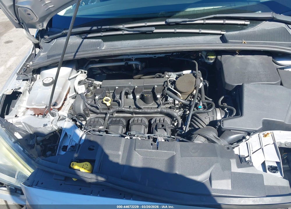 2015 FORD FOCUS TITANIUM VIN: 1FADP3N25FL231871