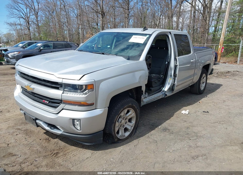 2017 CHEVROLET SILVERADO 1500 2LT VIN: 3GCUKREH1HG167814