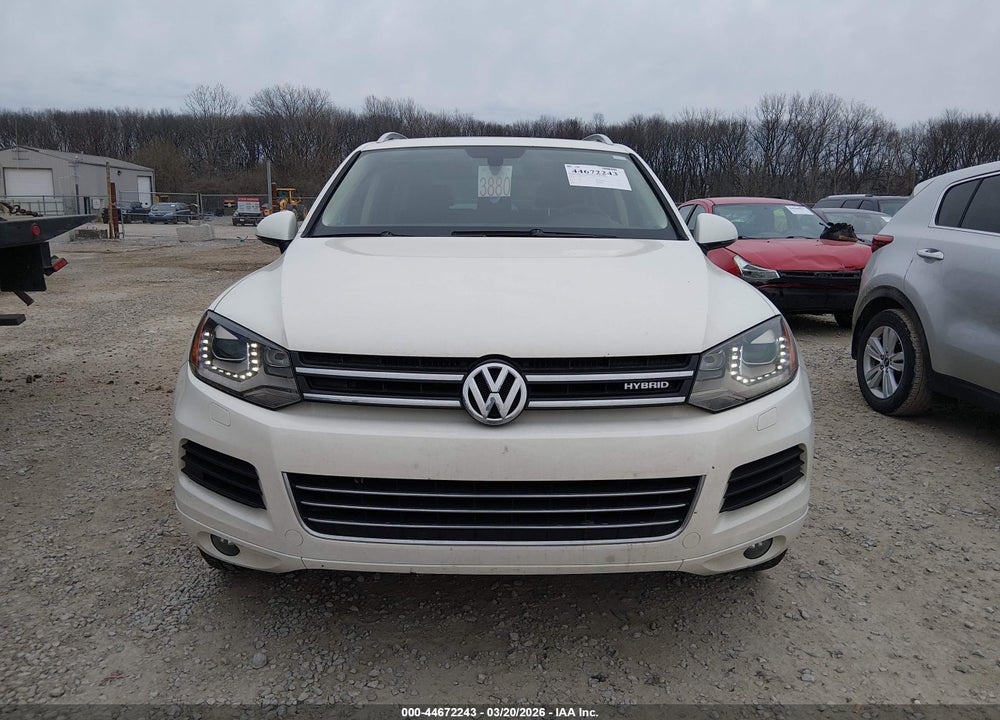 2011 VOLKSWAGEN TOUAREG HYBRID VIN: WVGFG9BP9BD003314