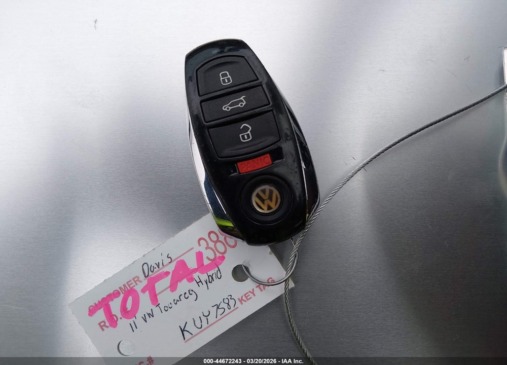 2011 VOLKSWAGEN TOUAREG HYBRID VIN: WVGFG9BP9BD003314