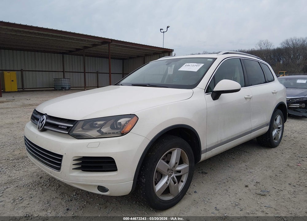 2011 VOLKSWAGEN TOUAREG HYBRID VIN: WVGFG9BP9BD003314