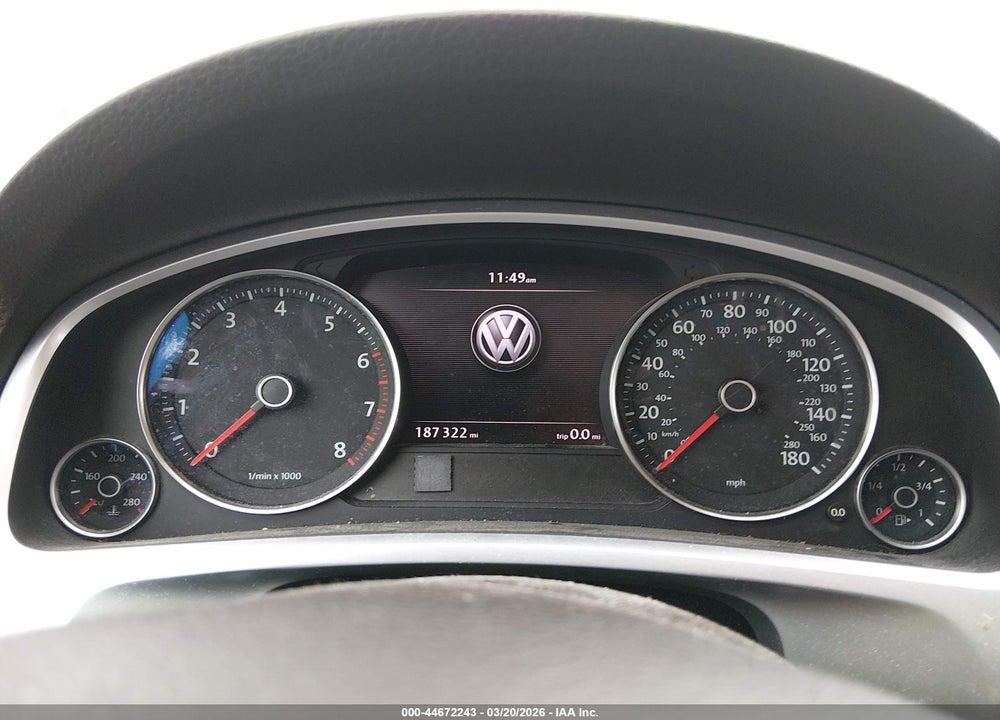 2011 VOLKSWAGEN TOUAREG HYBRID VIN: WVGFG9BP9BD003314