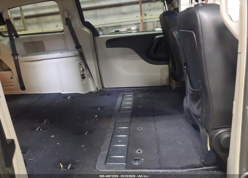 2016 CHRYSLER TOWN & COUNTRY TOURING VIN: 2C4RC1BGXGR205971