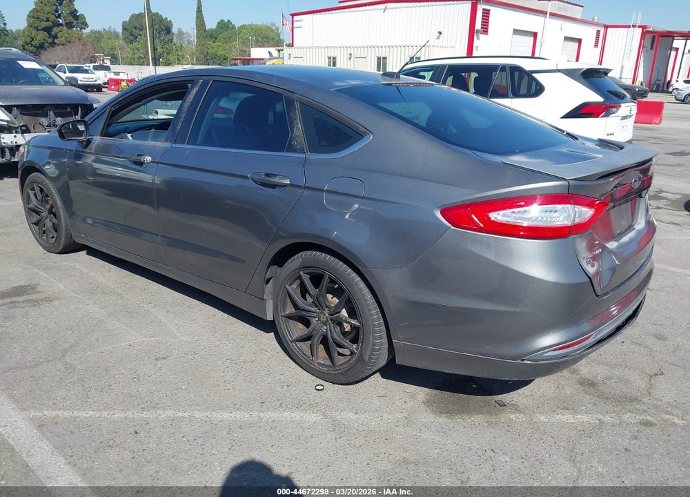 2014 FORD FUSION SE VIN: 3FA6P0HD7ER177672