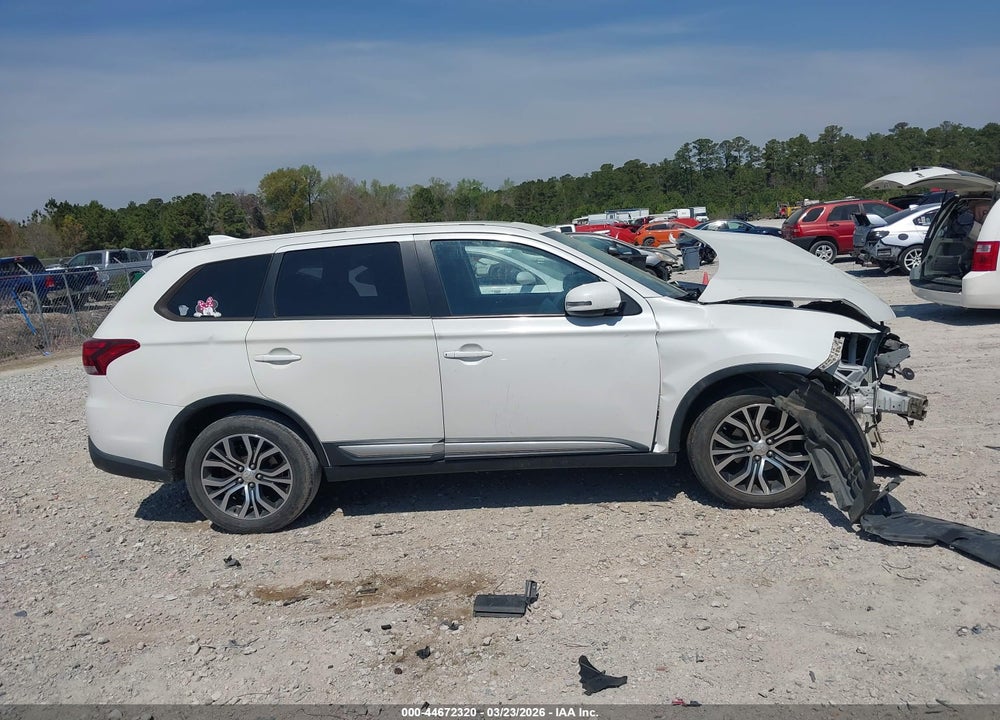 2017 MITSUBISHI OUTLANDER SE VIN: JA4AD3A39HZ054739