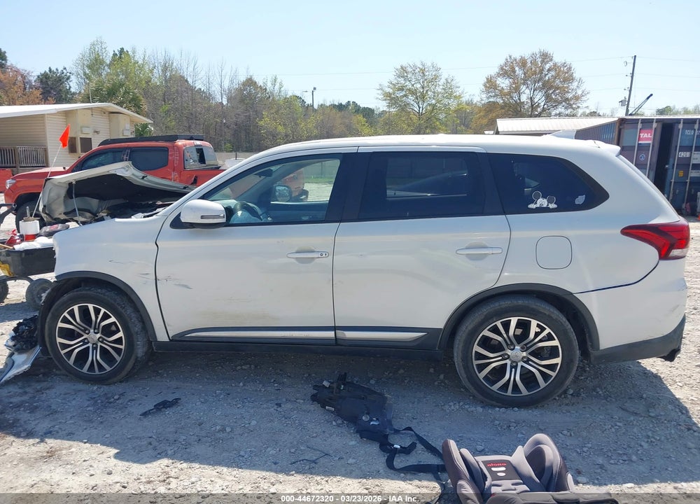 2017 MITSUBISHI OUTLANDER SE VIN: JA4AD3A39HZ054739