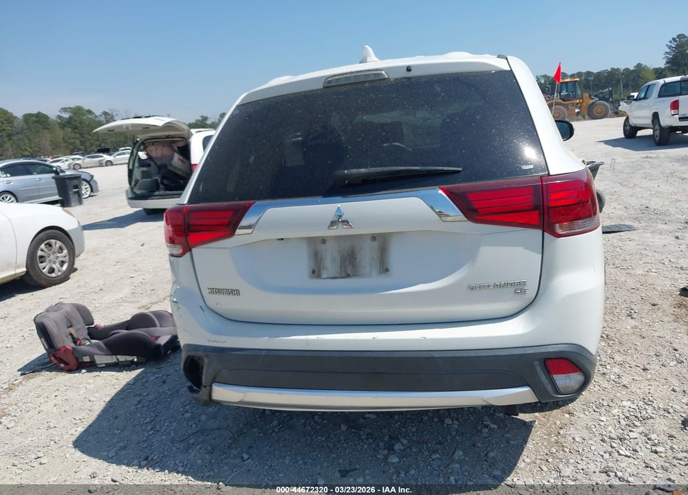 2017 MITSUBISHI OUTLANDER SE VIN: JA4AD3A39HZ054739