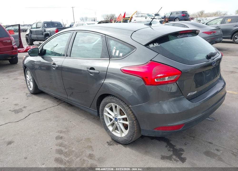 2016 FORD FOCUS SE VIN: 1FADP3K22GL319766