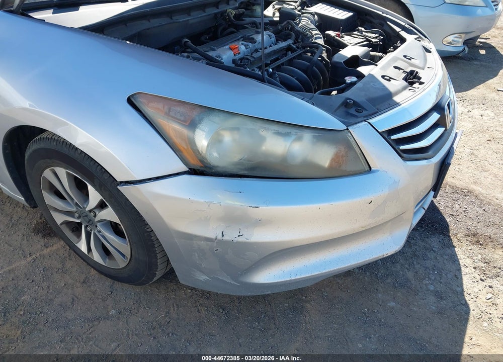 2011 HONDA ACCORD VIN: 1HGCP2F34BA115933
