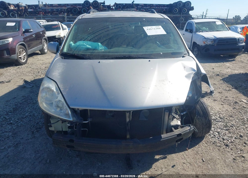 2010 TOYOTA SIENNA XLE VIN: 5TDYK4CC9AS326615