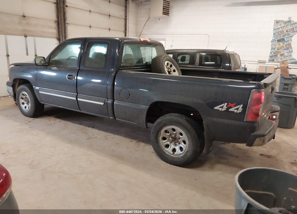 2005 CHEVROLET SILVERADO 1500 LS VIN: 1GCEK19V35E227763