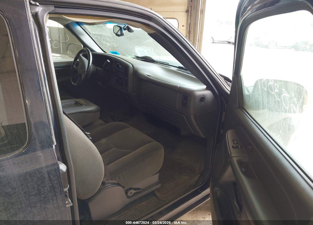 2005 CHEVROLET SILVERADO 1500 LS VIN: 1GCEK19V35E227763