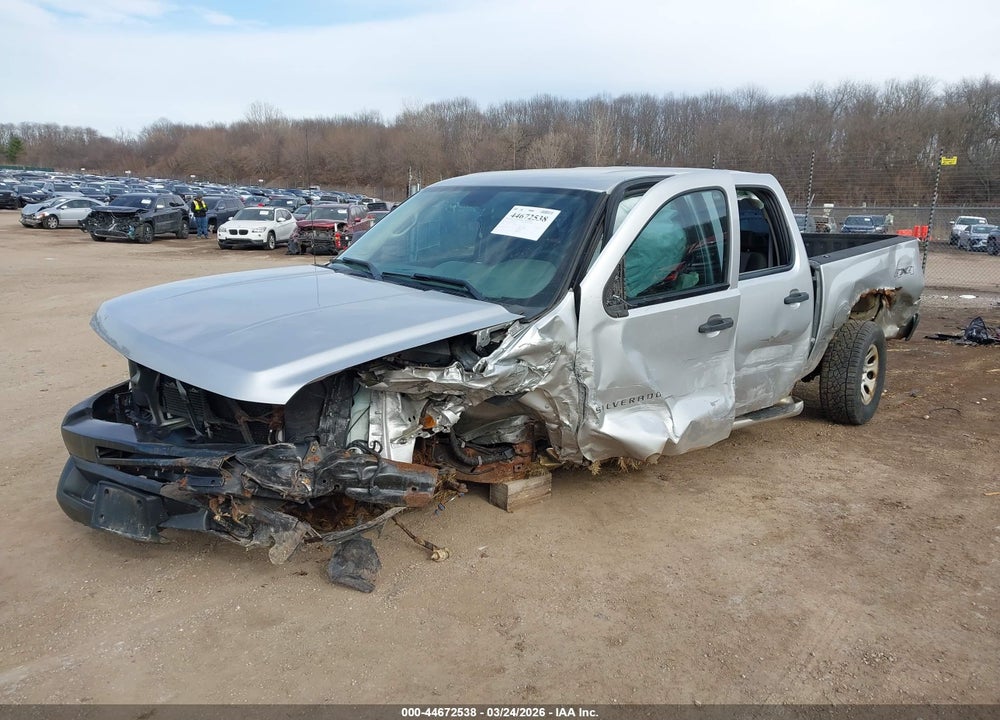 2011 CHEVROLET SILVERADO 1500 WORK TRUCK VIN: 3GCPKPEA3BG144398