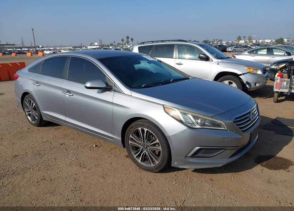 2017 HYUNDAI SONATA VIN: 5NPE24AF4HH457225