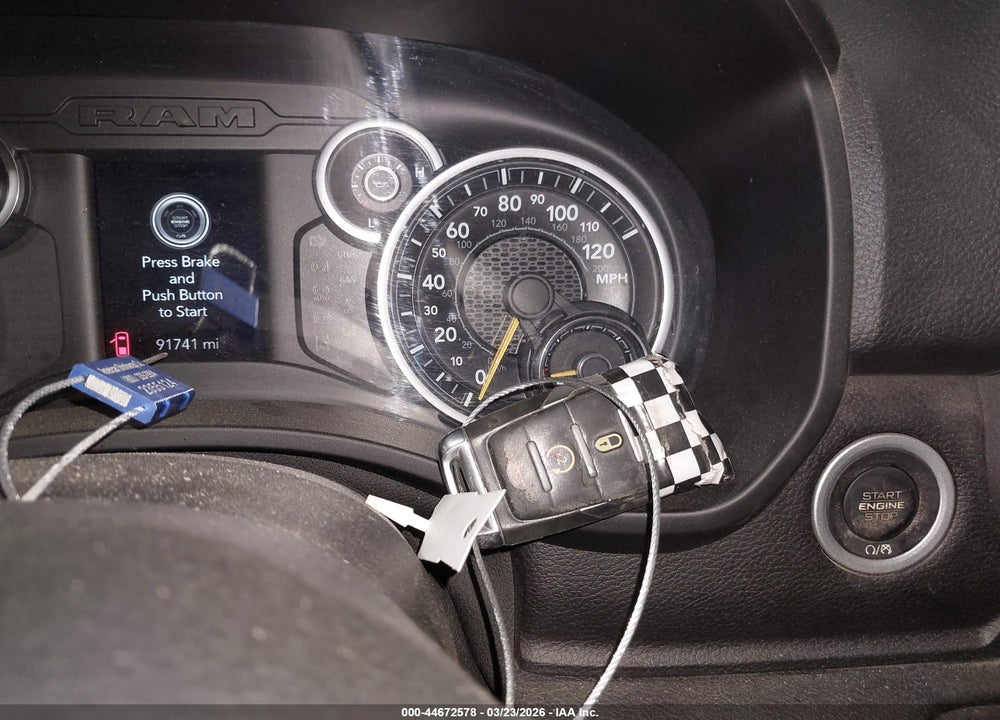 2019 RAM 1500 VIN: 1C6RRFBG1KN646462