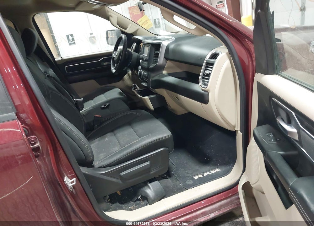 2019 RAM 1500 VIN: 1C6RRFBG1KN646462
