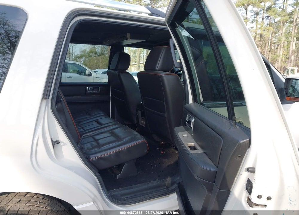 2007 LINCOLN NAVIGATOR ULTIMATE VIN: 5LMFU28527LJ10379