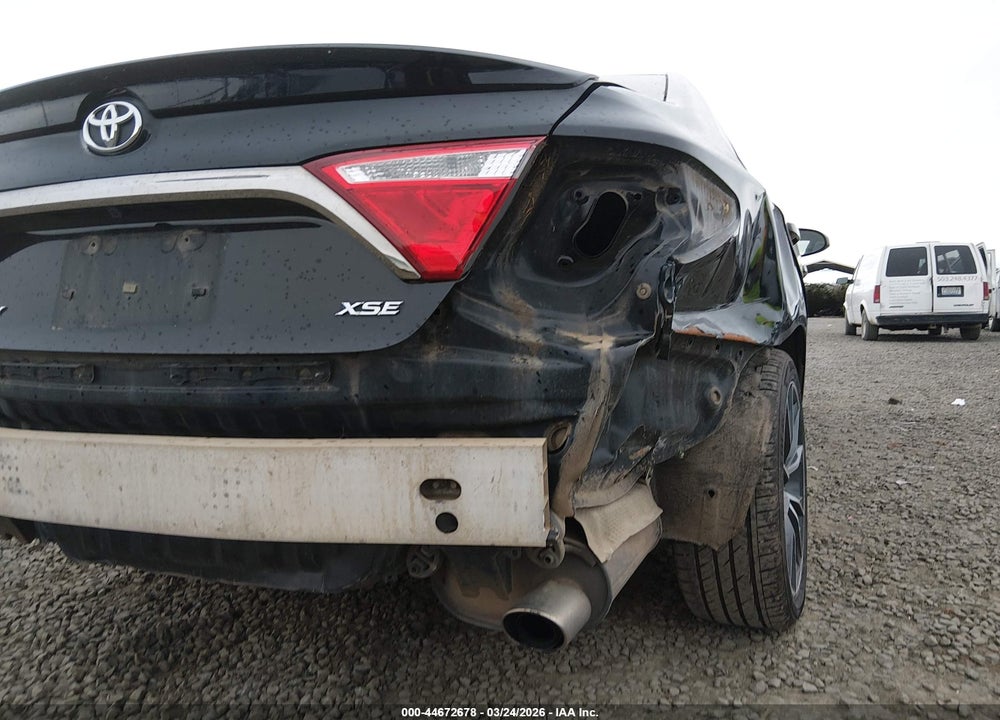 2015 TOYOTA CAMRY XSE VIN: 4T1BF1FK4FU935296