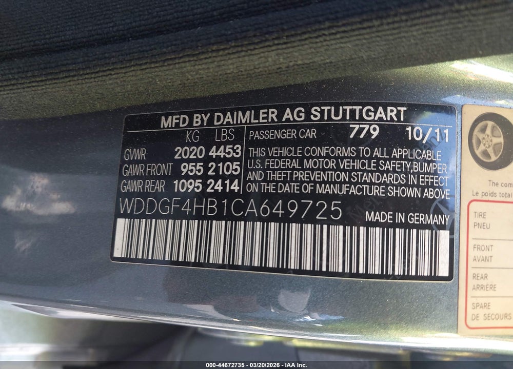 2012 MERCEDES-BENZ C 250 LUXURY/SPORT VIN: WDDGF4HB1CA649725