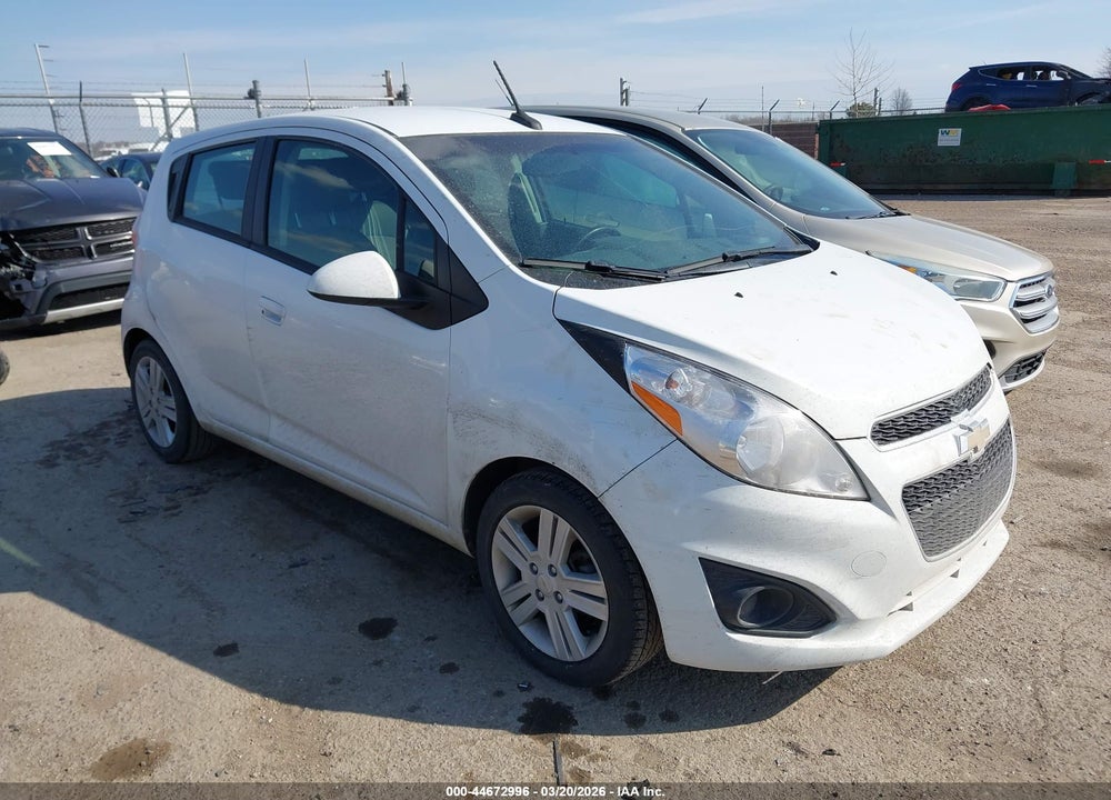 2014 CHEVROLET SPARK 1LT AUTO VIN: KL8CD6S94EC555564