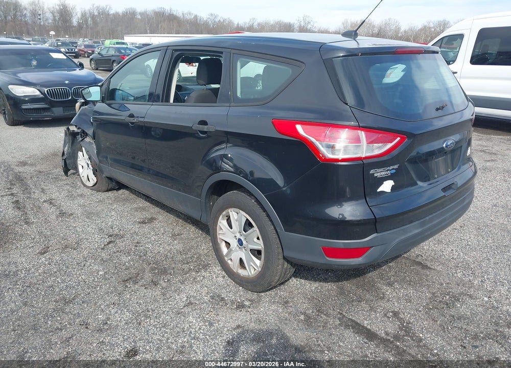 2014 FORD ESCAPE S VIN: 1FMCU0F78EUC89520