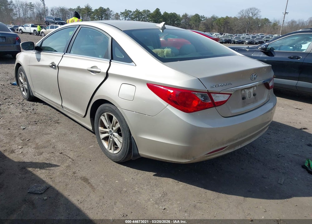 2011 HYUNDAI SONATA GLS VIN: 5NPEB4ACXBH279950