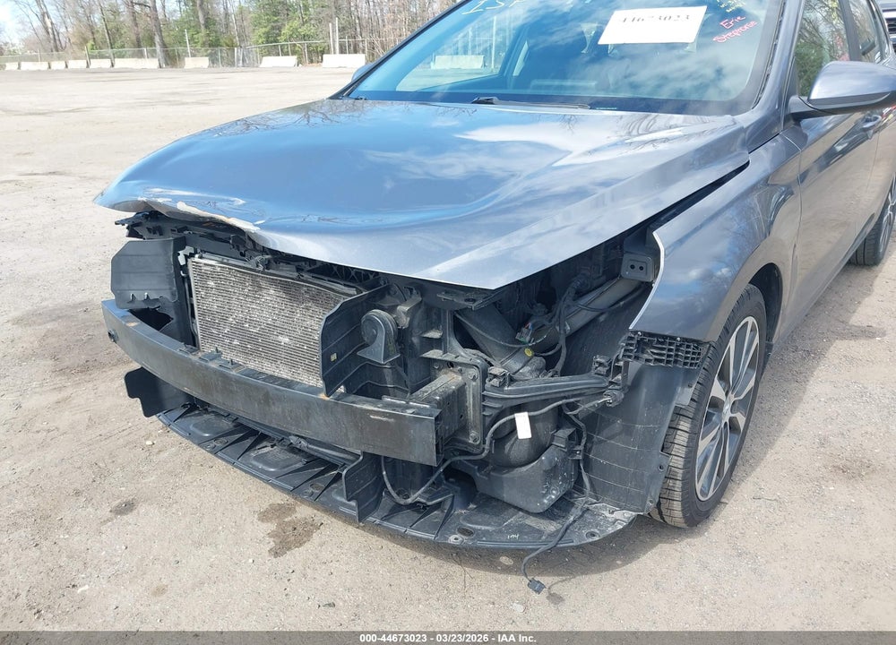 2019 HYUNDAI ELANTRA GT VIN: KMHH35LE9KU106792