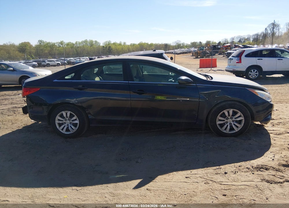 2013 HYUNDAI SONATA GLS VIN: 5NPEB4AC0DH609176