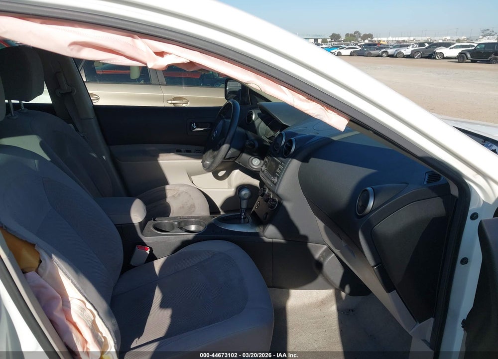 2015 NISSAN ROGUE SELECT S VIN: JN8AS5MT0FW150460