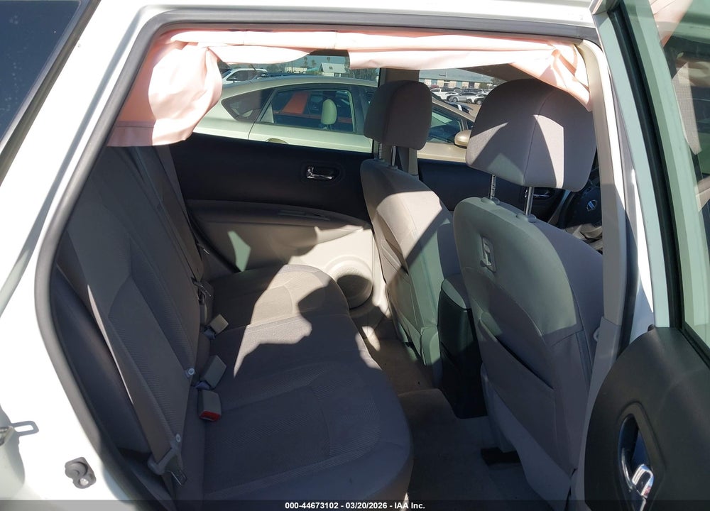 2015 NISSAN ROGUE SELECT S VIN: JN8AS5MT0FW150460
