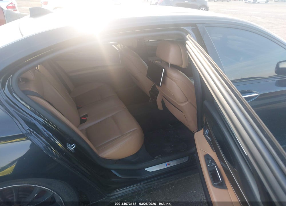 2015 BMW 750LI VIN: WBAYE8C57FD782211
