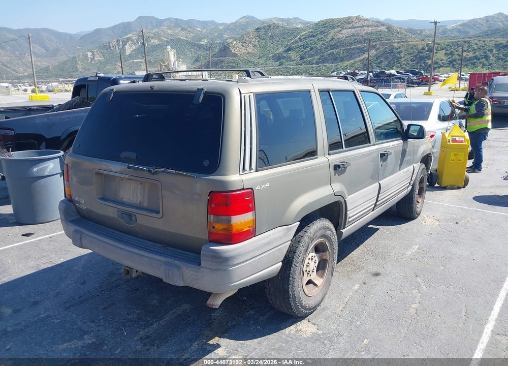 1998 JEEP GRAND CHEROKEE LAREDO VIN: 1J4GZ58S2WC227022