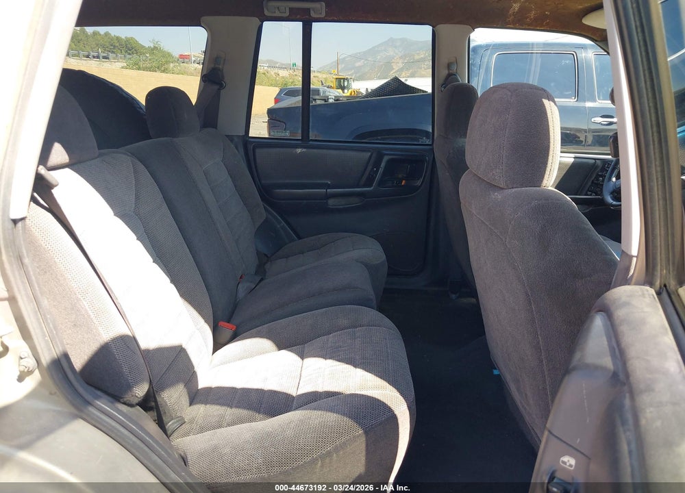 1998 JEEP GRAND CHEROKEE LAREDO VIN: 1J4GZ58S2WC227022