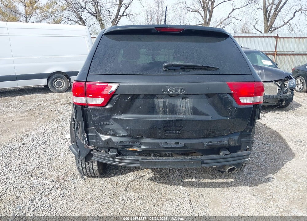 2012 JEEP GRAND CHEROKEE LAREDO VIN: 1C4RJEAG4CC282028