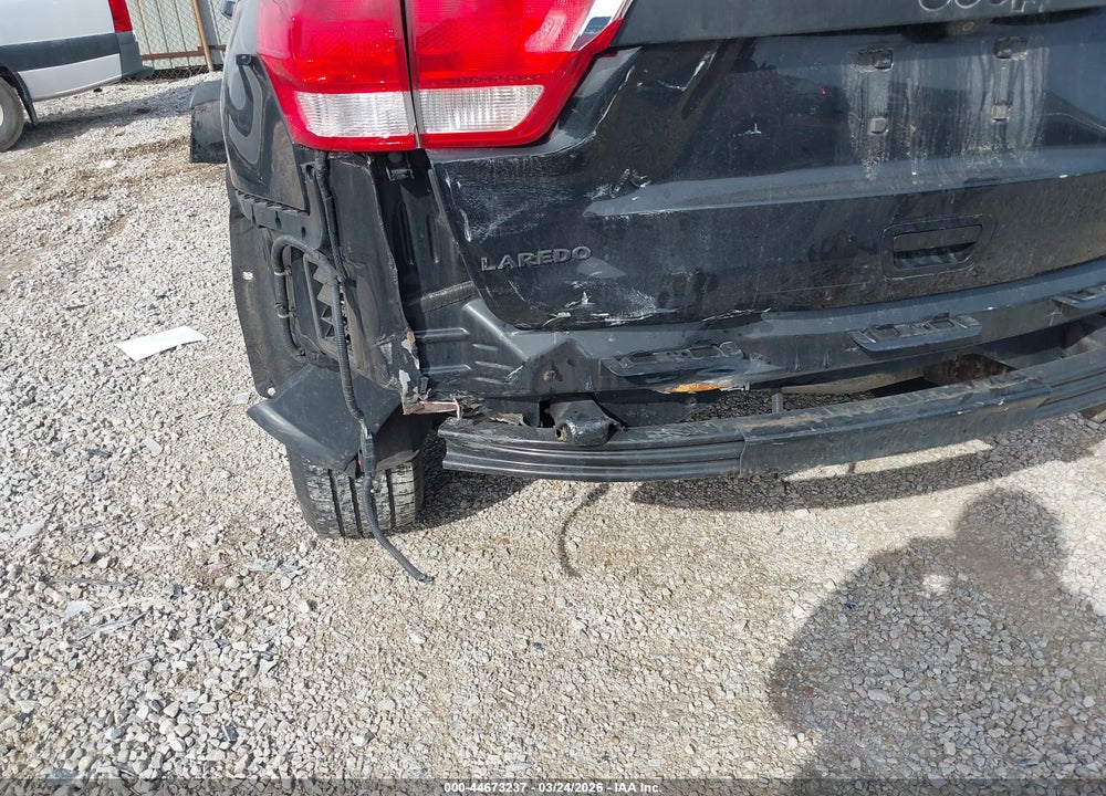 2012 JEEP GRAND CHEROKEE LAREDO VIN: 1C4RJEAG4CC282028