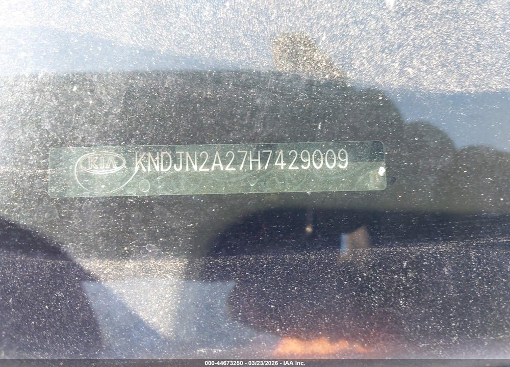 2017 KIA SOUL VIN: KNDJN2A27H7429009