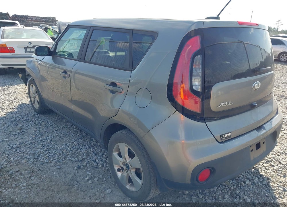 2017 KIA SOUL VIN: KNDJN2A27H7429009