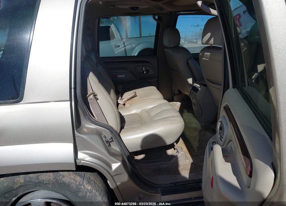 1999 CADILLAC ESCALADE STANDARD VIN: 1GYEK13R3XR414714