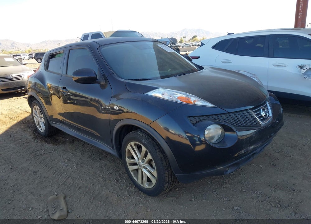 2014 NISSAN JUKE S VIN: JN8AF5MR4ET453959